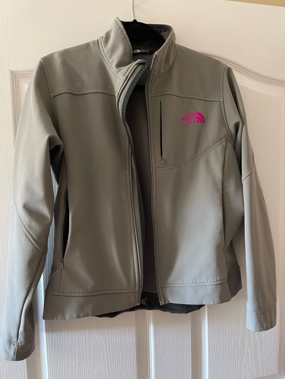 The North Face Apex Bionic Jacket Womens Gray Full Zip Jacket- M
